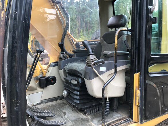 2006 Caterpillar 318, жёлтый - вид 4