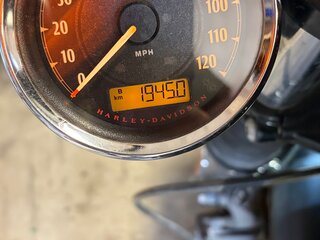2016 Harley-Davidson Sportster 883, чёрный, 900000 рублей, вид 1
