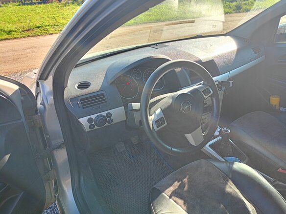 2007 Opel Astra H Рестайлинг, бежевый, 310000 рублей - вид 4