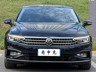 2023 Volkswagen Magotan B8 Рестайлинг, чёрный, 1745000 рублей, вид 2