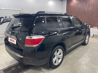 2011 Toyota Highlander II (XU40) Рестайлинг, чёрный, 2400000 рублей, вид 3