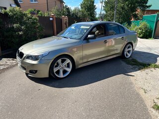 2004 BMW 5 серии 545i V (E60/E61), бежевый, 1700000 рублей, вид 1
