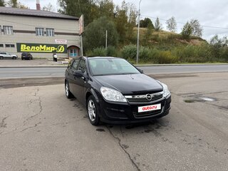 2011 Opel Astra H Рестайлинг, чёрный, 700000 рублей, вид 3
