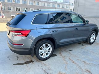 2020 Skoda Kodiaq I, серый, 3295000 рублей, вид 3