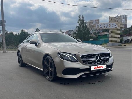 2018 Mercedes-Benz E-Класс 200 V (W213, S213, C238), золотистый, 3700000 рублей, вид 1