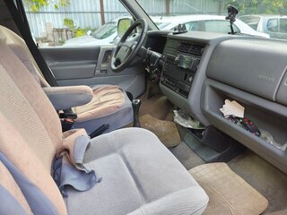 1995 Volkswagen Multivan T4, чёрный, 700000 рублей, вид 3