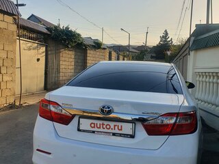 2013 Toyota Camry VII (XV50), белый, 1320000 рублей, вид 2