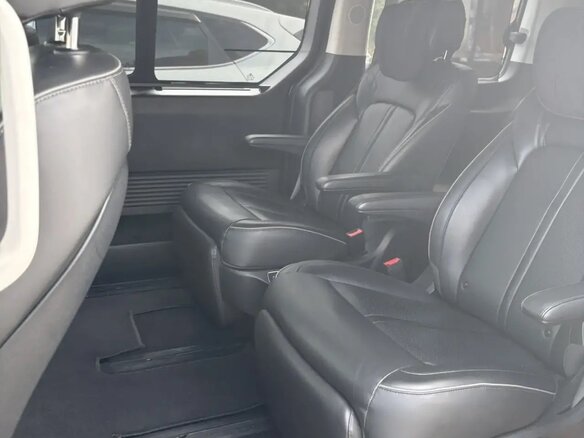 2022 Hyundai Staria I, чёрный, 3800000 рублей - вид 13