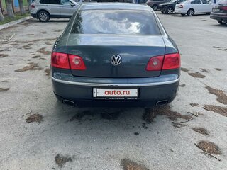2002 Volkswagen Phaeton 5-Seater I, белый, 580000 рублей, вид 4