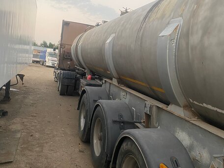 1979 Schmitz Cargobull 9084, серебристый, 850000 рублей, вид 4