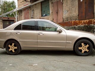 2001 Mercedes-Benz C-Класс 180 II (W203), золотистый, 350000 рублей, вид 3