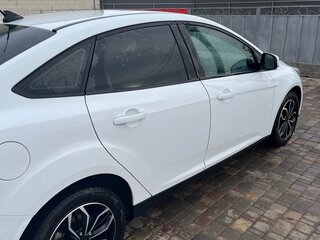 2017 Ford Focus III Рестайлинг, белый, 1400000 рублей, вид 2