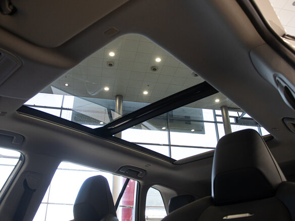 2026 Toyota RAV4 VI (XA60), чёрный - вид 14