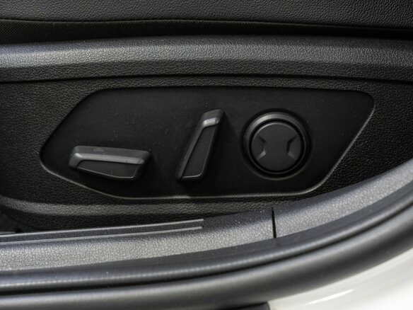 2021 Hyundai Sonata VIII (DN8), белый, 2275000 рублей - вид 13