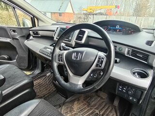 2013 Honda Freed Spike I Рестайлинг, серый, 1200000 рублей, вид 4