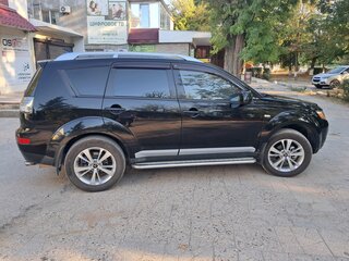 2007 Mitsubishi Outlander II, чёрный, 1200000 рублей, вид 2