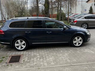 2011 Volkswagen Passat EcoFuel B7, синий, 800000 рублей, вид 3