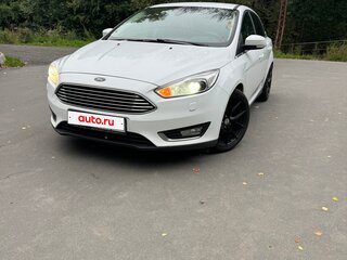 2017 Ford Focus III Рестайлинг, белый, 980000 рублей, вид 1