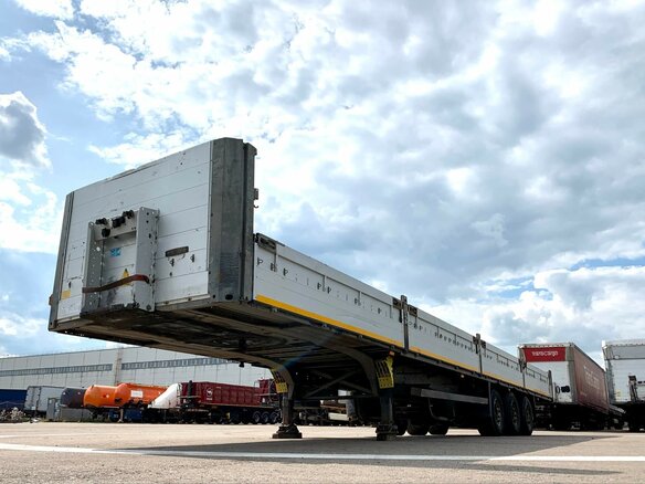 2011 Schmitz Cargobull SPR, серый