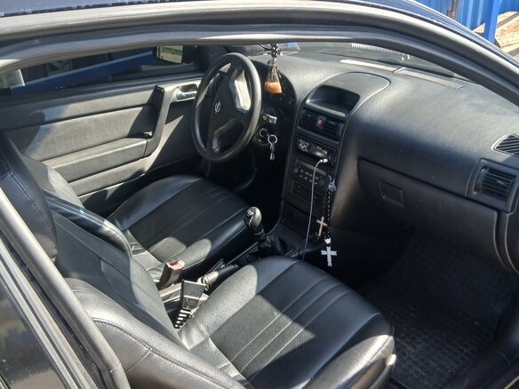 2003 Opel Astra G, чёрный, 500000 рублей - вид 4