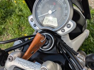 2016 Triumph Street Twin, серый, 700000 рублей, вид 2
