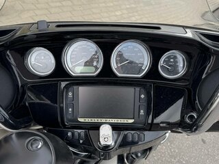 2018 Harley-Davidson Electra Glide, бежевый, 1450000 рублей, вид 5