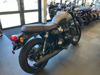 2025 Triumph Bonneville T120, серый, 1500000 рублей, вид 3