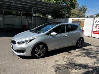 2015 Kia Ceed II Рестайлинг, серебристый, 1250000 рублей, вид 1
