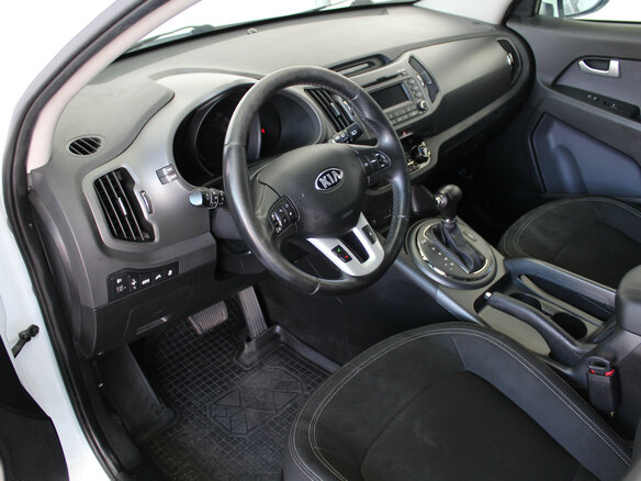 2013 Kia Sportage III, белый, 1600000 рублей - вид 7