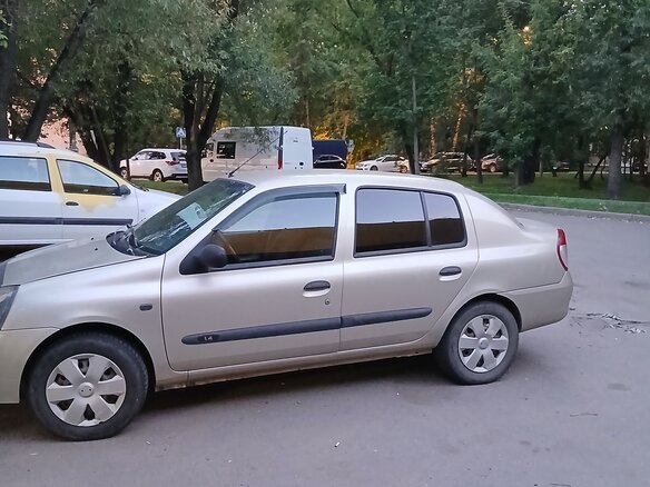 2008 Renault Symbol I Рестайлинг 2, бежевый - вид 3