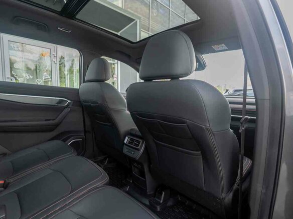 2026 Geely Okavango I Рестайлинг, серый, 4085990 рублей - вид 18