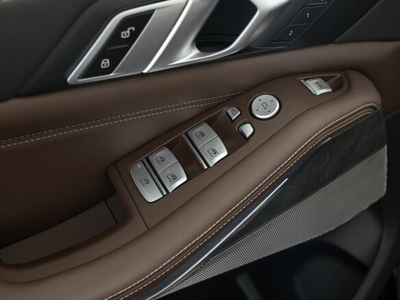 2026 BMW X5 Long 30Li IV (G05/G18) Рестайлинг, чёрный, 9950000 рублей - вид 17