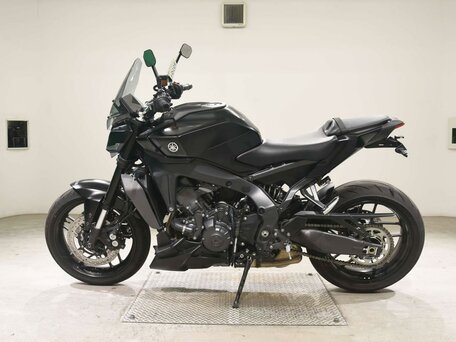 2025 Yamaha MT-09 (FZ-09), чёрный, 1277000 рублей, вид 1