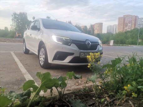 2019 Renault Logan II Рестайлинг, белый, 966669 рублей, вид 1