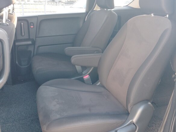 2010 Honda Freed I, серый, 980000 рублей - вид 6
