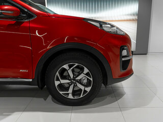 2018 Kia Sportage IV Рестайлинг, красный, 2030000 рублей, вид 4