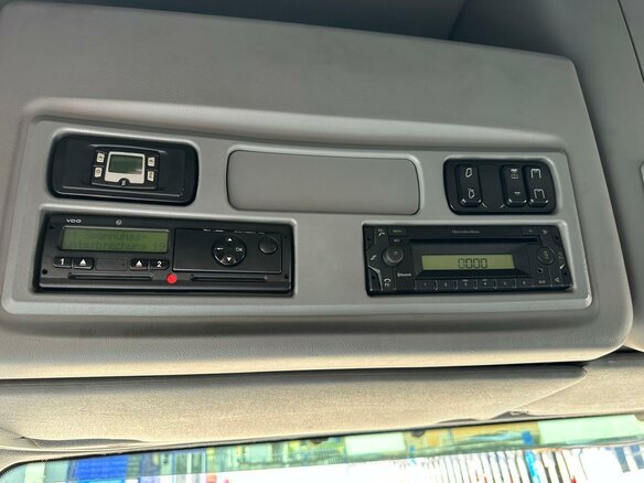 2013 Mercedes-Benz Atego, белый, 7474990 рублей - вид 16