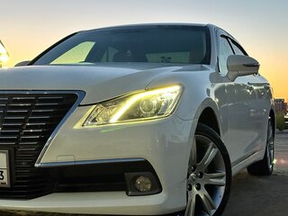 2014 Toyota Crown XIV (S210), белый, 2220000 рублей, вид 1