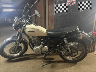 Honda CB 400SS
