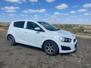 2012 Chevrolet Aveo II, белый, 720000 рублей, вид 2