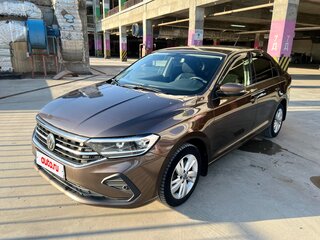 2021 Volkswagen Polo VI, коричневый, 1930000 рублей, вид 1