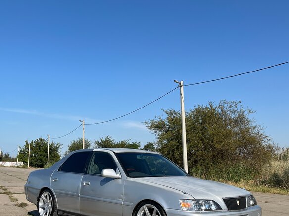 1997 Toyota Cresta V (X100), серебристый - вид 2