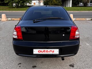 2004 Kia Shuma II, чёрный, 360000 рублей, вид 4