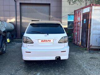 1998 Toyota Harrier I (XU10), белый, 850000 рублей, вид 5