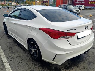 2011 Hyundai Elantra V (MD), белый, 680000 рублей, вид 5