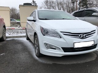 2016 Hyundai Solaris I Рестайлинг, белый, 1000000 рублей, вид 5