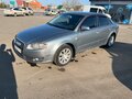 2005 Audi A4 III (B7), серебристый - вид 3