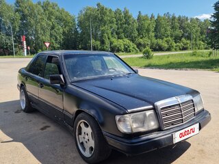 1988 Mercedes-Benz W124 230 5-speed, чёрный, 130000 рублей, вид 3