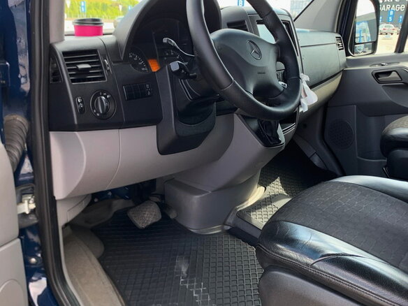 2016 Mercedes-Benz Sprinter, синий, 3150000 рублей - вид 11