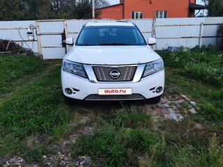 2014 Nissan Pathfinder IV, белый, 1800000 рублей, вид 3